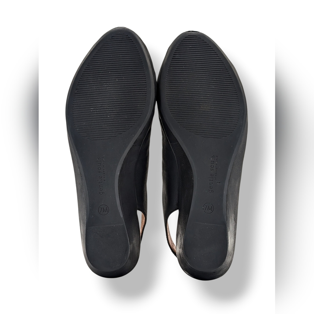 Gentle Souls by Kenneth Cole "Lee" Wedge Size 7M Black Nubuck Open-Toe Sandals - Picture 13 of 17